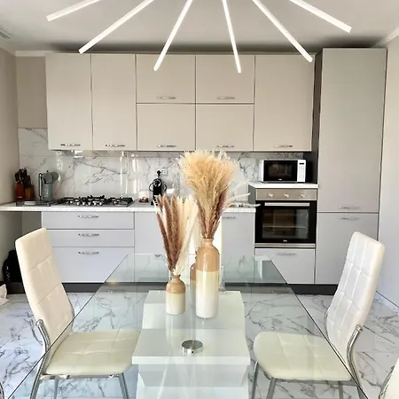 Anastasia Villa *